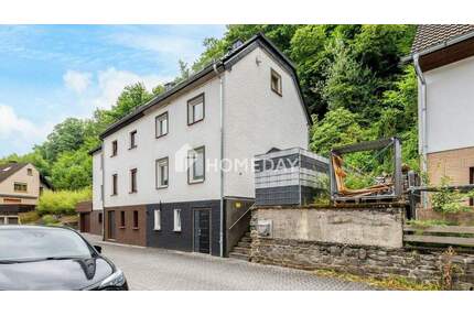 Modernisierte Doppelhaushälfte in Hanglage mit großer Terrasse und Garten - Hagen Dahl