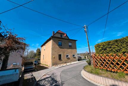 Einfamilienhaus Haus Wohnung Grundstück mit Garten und Garage - Geringswalde
