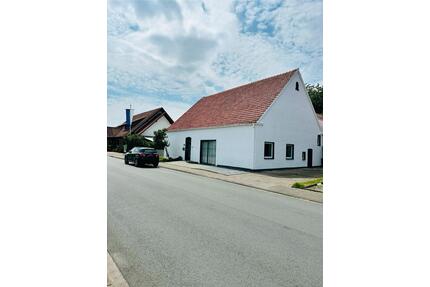 Schöne Doppelhaushälfte mit Garten und Terrasse - Lübbecke