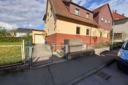 Haus zum Kaufen in Frickenhausen 395.000,00 € 178 m²