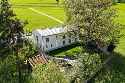 Haus zum Kaufen in Schöllnach 895.000,00 € 189 m²