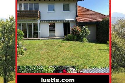 Einfamilienhaus (DHH), solide vermietet, 7 Zi, ca. 150 m² Wohnfl., in ruhiger, sonniger Lage, ideal für Familie mit K... - Görwihl