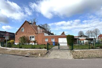 Haus zum Kaufen in Nordwestmecklenburg - Landkreis - Grevesmuehlen 98.000,00 € 96 m²