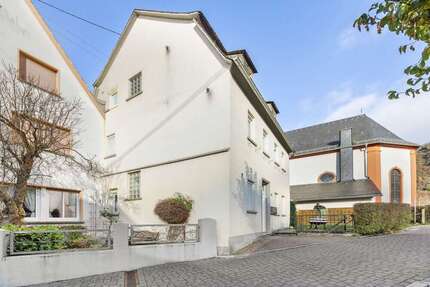 Haus zum Kaufen in Kestert 98.000,00 € 89 m²