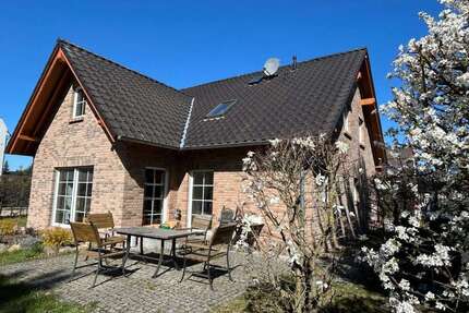 Haus zum Kaufen in Fredersdorf-Vogelsdorf 549.000,00 € 150 m²