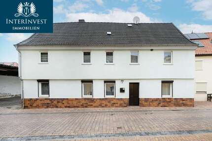 Haus zum Kaufen in Hecklingen 99.000,00 € 127 m²
