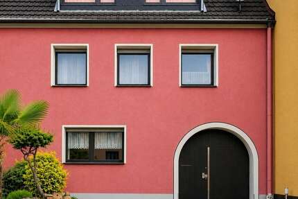 Haus zum Kaufen in Bornheim Walberberg 399.000,00 € 203 m² - Bornheim / Walberberg