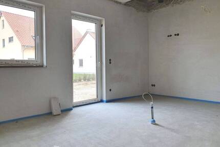 Kernsanierte 2,5-Zimmer-Wohnung mit Terrasse zu vermieten - Erstbezug! - Weikersheim Schäftersheim