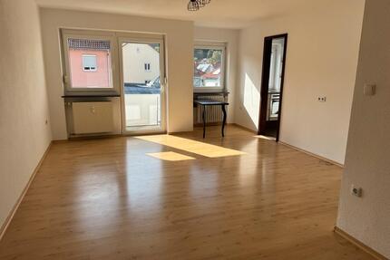 Helle 1,5 Zimmer Wohnung KF Balkon Küche möbliert Sonnig - Kaufbeuren