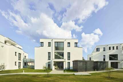 Wohnung zum Mieten in Pforzheim 1.760,00 € 135.7 m²
