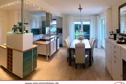 Wohnung zum Kaufen in Wiesbaden-Sonnenberg 1.190.000,00 € 185 m²