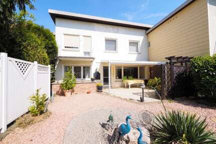 Haus zum Kaufen in Saarbrücken 329.000,00 € 158 m²