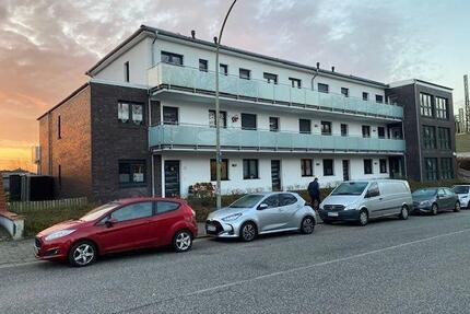 Exklusive 3-Zimmer-Penthousewohnung mit großer Dachterrasse in Bremerhaven