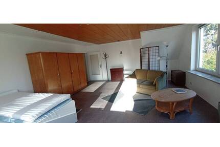 Ab 01.04. möbliertes 40 qm großes renoviertes Zimmer in Bothfeld in ruhiger Zweck-WG mit z.Zt. 2 Mitbewohnern - Hannover