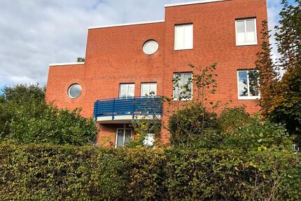 Moderne 3-Zimmer-Wohnung mit Terrasse und Tiefgarage in Schnelsen - Hamburg