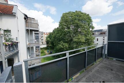 Charmante 1-Raum-Wohnung mit Balkon nahe Schlobigpark - Zwickau