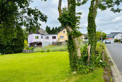 Grundstück erschlossen mit Bauplanung und Baugenehmigung 2029 - Großmaischeid