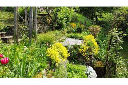 Traumhaftes Gartengrundstück mit exzellenter Ausstattung in Remshalden-Grunbach
