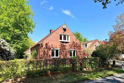 Fehnhaus wird Eigenheim - 140.000,00&nbsp;EUR Kaufpreis, ca.&nbsp; 85,00&nbsp;m&sup2;&nbsp;Wohnfl&auml;che in Großefehn (PLZ: 26629) Holtrop