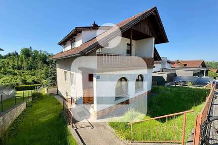 Haus zum Kaufen in Hauzenberg 214.000,00 € 134 m²