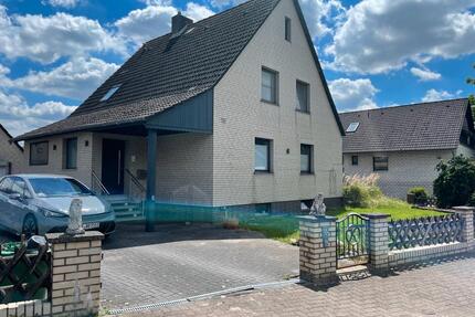Großzügiges Familienidyll mit 1.422 m² Grundstück - Rötgesbüttel
