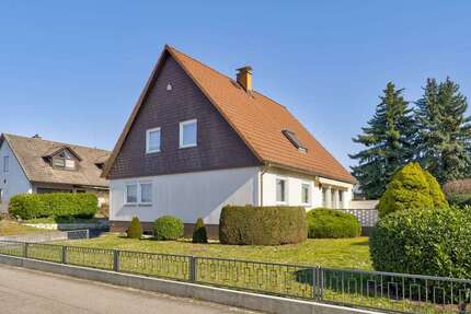 Haus zum Kaufen in Efringen-Kirchen 470.000,00 € 190 m²