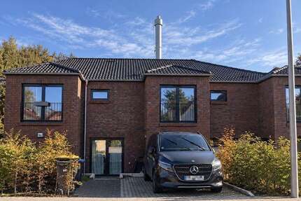 Haus zum Mieten in Eckernförde 1.918,80 € 147.6 m²
