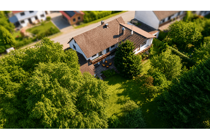 Haus zum Kaufen in Jengen 579.000,00 € 208 m²