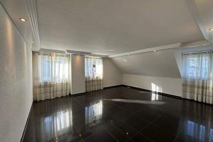 PROVISIONSFREI - 3-Zimmer-Wohnung mit Stellplatz - Kaarst Holzbüttgen