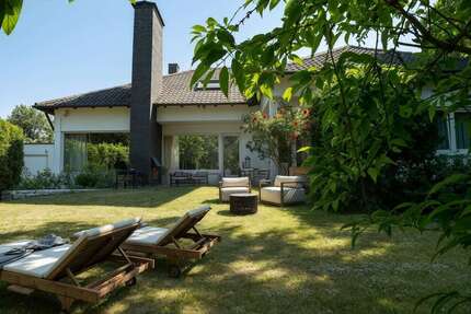 Haus zum Kaufen in Neu-Isenburg 1.050.000,00 € 254.87 m²