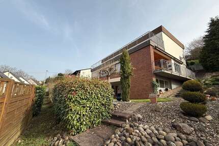 Haus zum Kaufen in Dillingen, Diefflen 328.000,00 € 180 m²