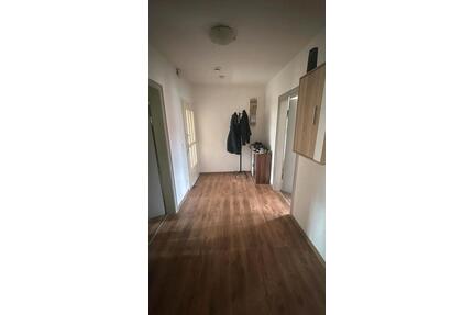 zentrale 3 Zimmer Dachgeschoss Wohnung an der Mindener Str. - Osnabrück Fledder