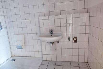 Wohnung zum Mieten in Chemnitz 280,00 € 47.73 m²