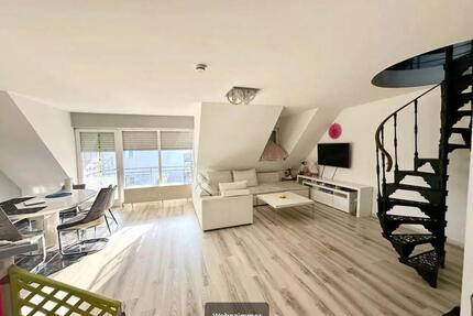 Großzügige 3-Zimmer-Maisonettewohnung mit Balkon,& neuer Heizung - Burgthann