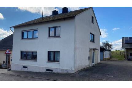 Gemütliches Einfamilienhaus mit großzügiger Raumaufteilung bietet viel Platz und Möglichkeiten - Bergen