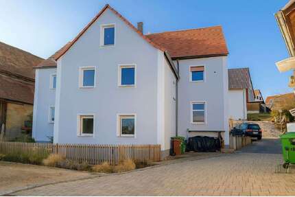 Wohnung zum Kaufen in Lauf an der Pegnitz 155.000,00 € 123 m²