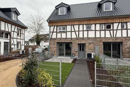 Wohnung zum Mieten in Hennef 1.550,00 € 104 m²