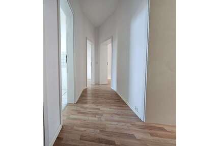 Wohnung zum Kaufen in Oberhausen 115.000,00 € 61 m²