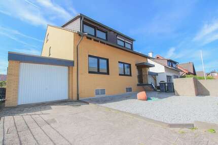 Haus zum Kaufen in Korschenbroich Kleinenbroich 579.000,00 € 268 m² - Korschenbroich / Kleinenbroich