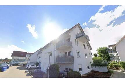 Helle und Moderne 3,5 ZKB Wohnung mit Terrasse in Riesbürg, Utzmemmingen