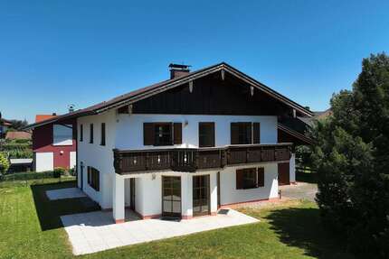 Haus zum Kaufen in Prien 1.150.000,00 € 215.64 m²