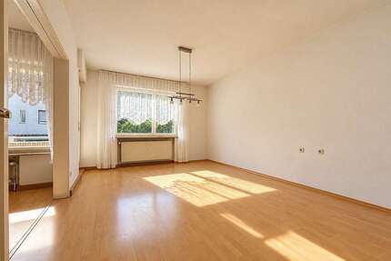Wohnung zum Mieten in Stuttgart 990,00 € 96 m²