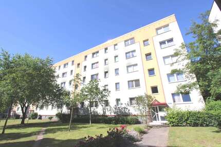Wohnung zum Mieten in Schwerin 435,00 € 79.17 m²