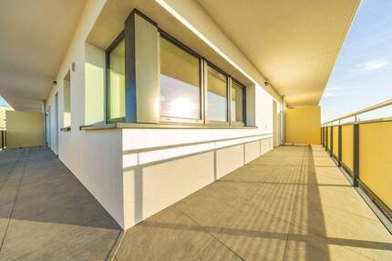 Schöne Neubauwohnung mit 3 Zimmern inklusive großem Balkon in Zentrumsnähe - Leipzig Zentrum-Südost