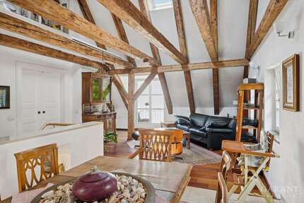 Wohnung zum Kaufen in Augsburg 1.790.000,00 € 247 m²