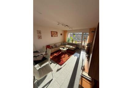 Sonnige Eigentumswohnung - 135.000,00&nbsp;EUR Kaufpreis, ca.&nbsp; 63,00&nbsp;m&sup2; in Essen (PLZ: 45356) Stadtbezirk IV