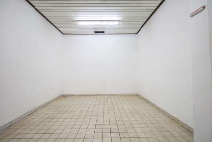 Halle in Heilbronn 145,00 € - 145,00&nbsp;EUR Kaltmiete, in Heilbronn (PLZ: 74072)