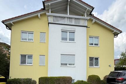 Zwei helle DG-Wohnungen mit 2 Zimmern auf 41 qm mit Stellplatz +Balkon + und toller Aussicht zu vermieten - Wetzlar Dutenhofen