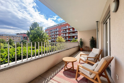 Attraktive und geräumige 4-Zimmer-Wohnung mit TG-Stellplatz und EBK - Frankfurt am Main Bockenheim