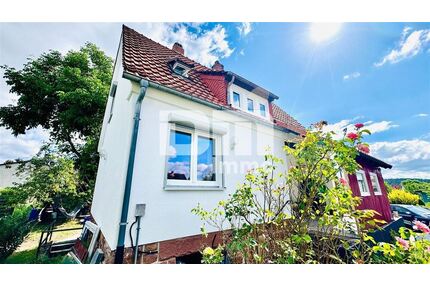 Kernsaniertes Einfamilienhaus mit Doppelgarage, großem Garten und Home-Office-Oase - Schwalmstadt